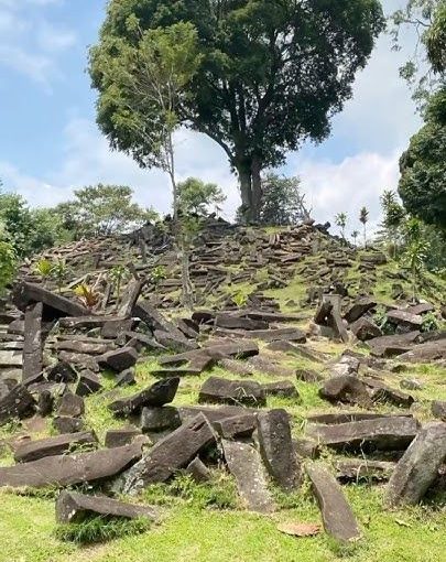 OPEN TRIP Jelajah Jejak Megalitikum Gn Padang